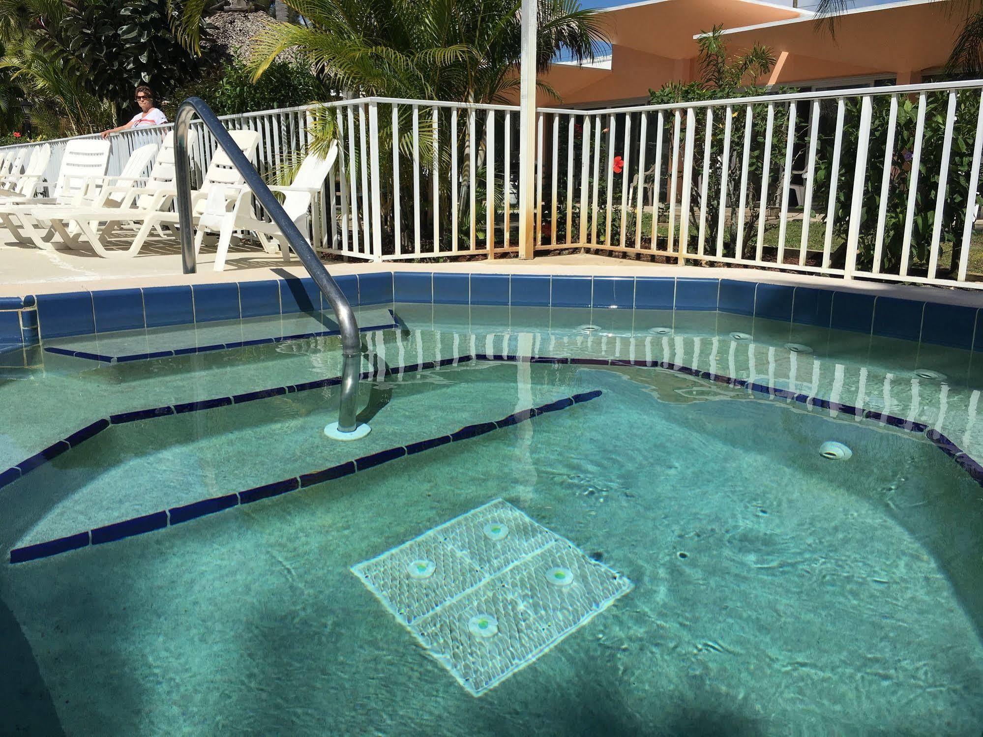 Warm Mineral Springs Motel North Port Exterior foto