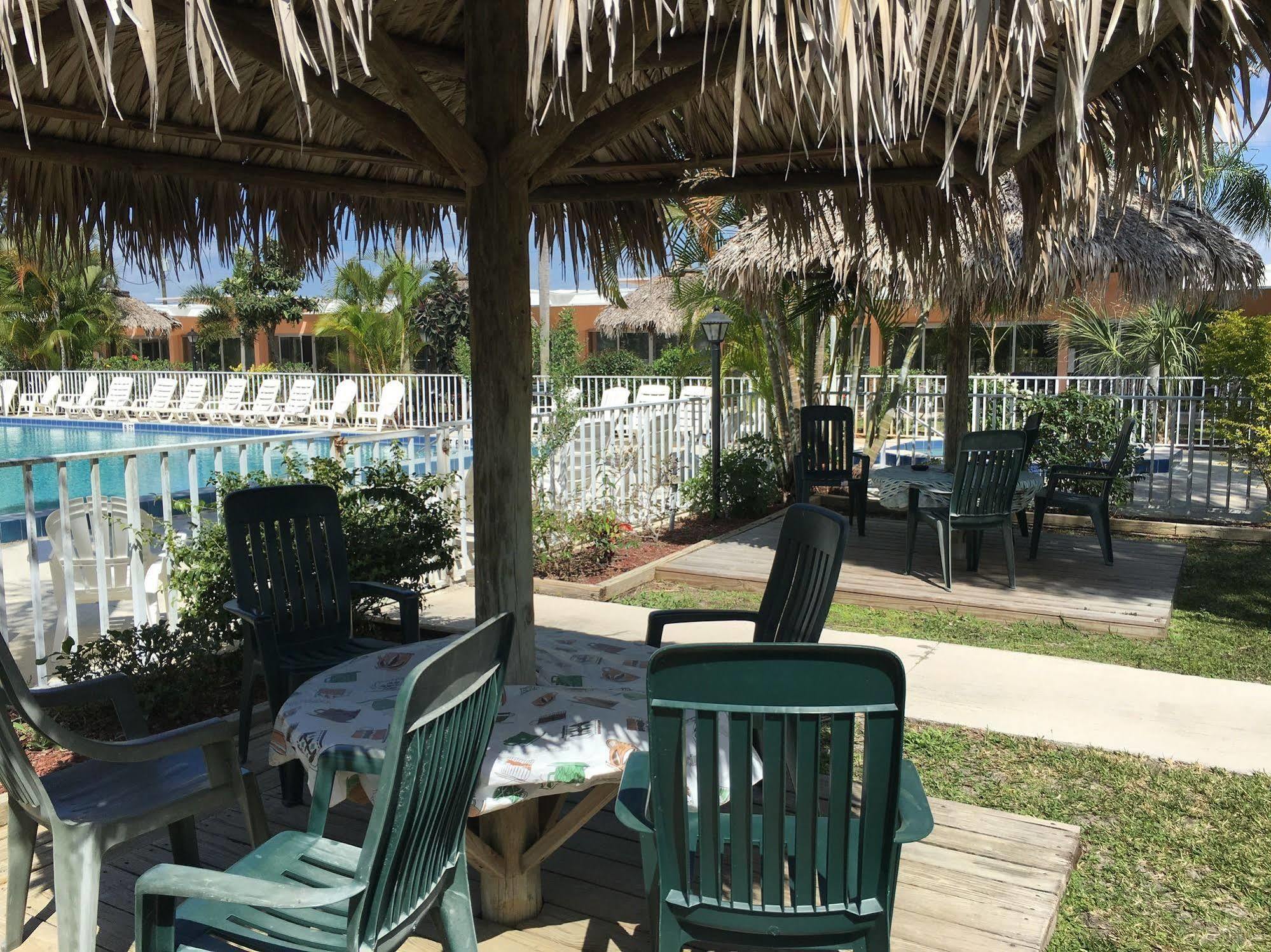 Warm Mineral Springs Motel North Port Exterior foto